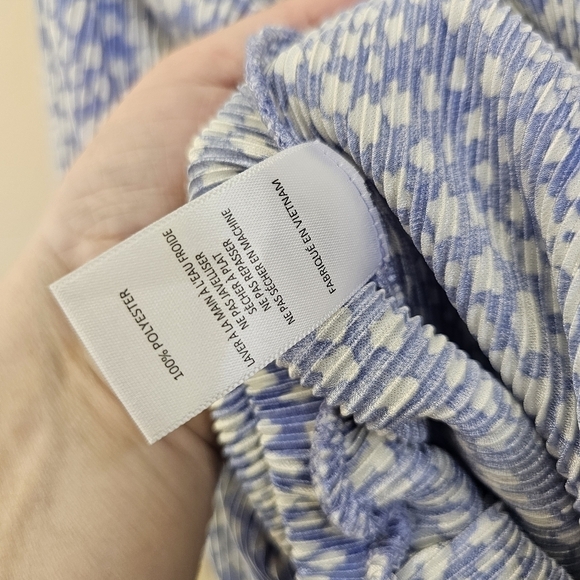 ASTR the Label Short Sleeve Plisse Top - Picture 10 of 11